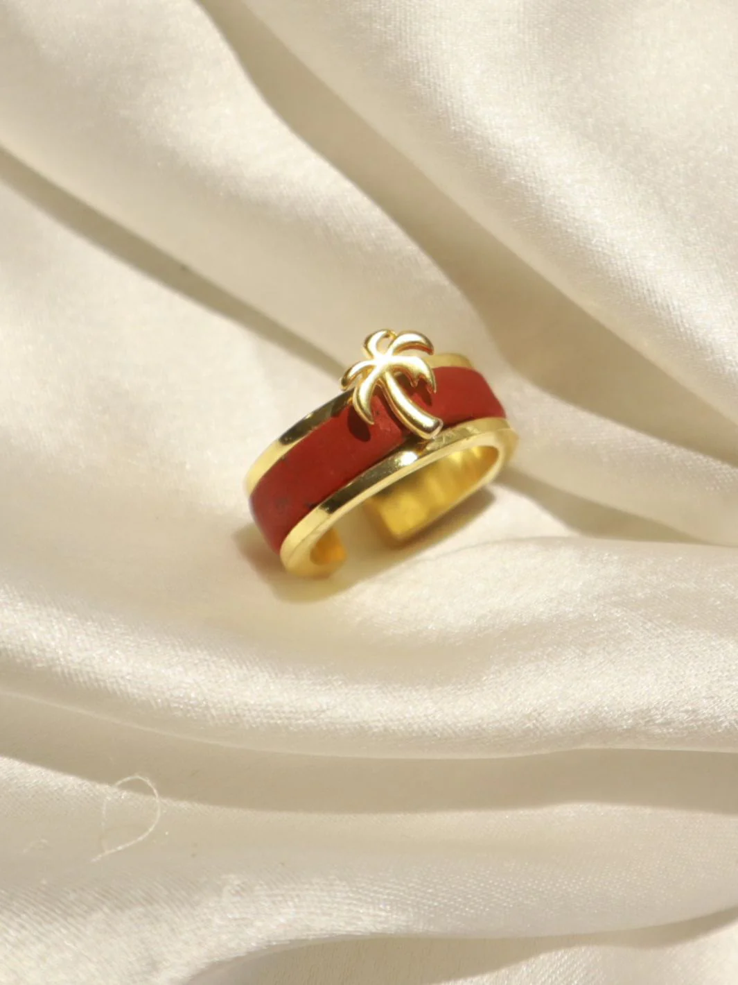 Coconut Palm Cork Ring