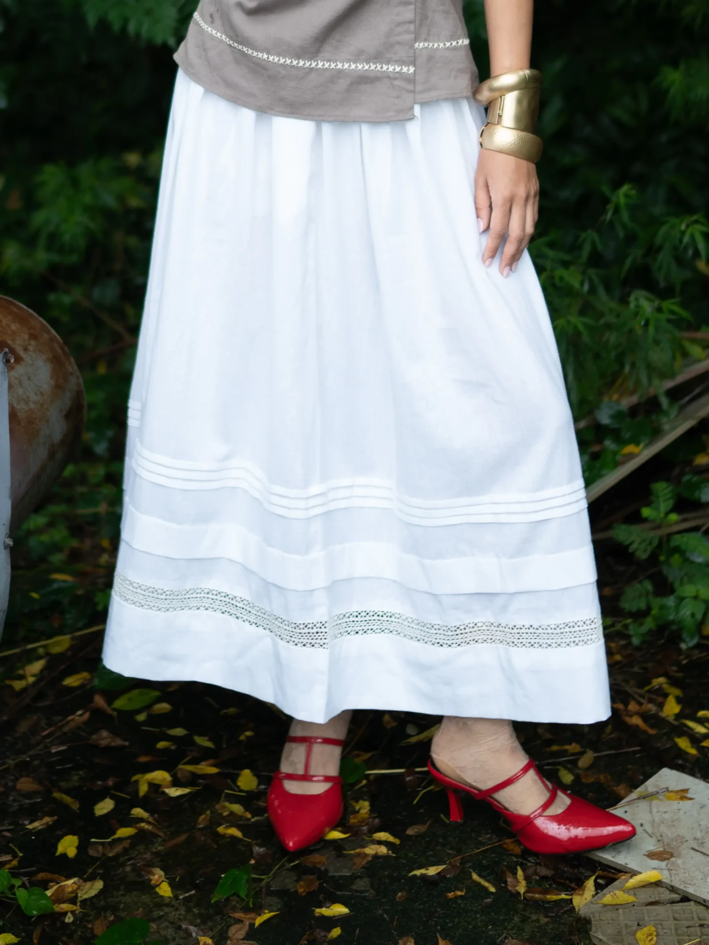 Aris-skirt-1-1.webp