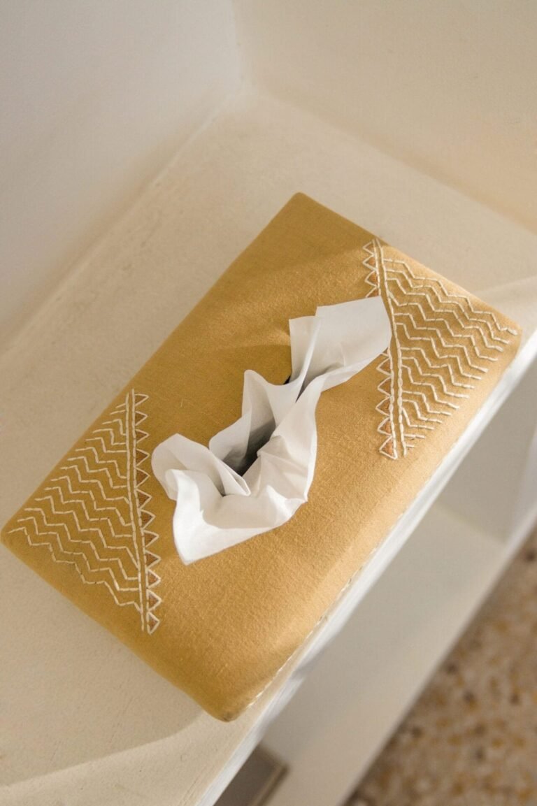 Zea - Handwoven Tissue Box