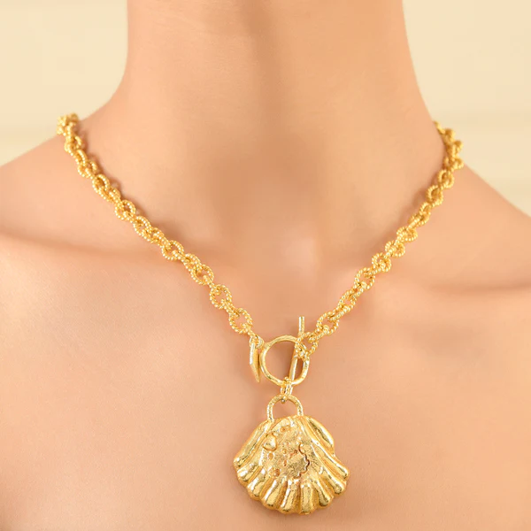 Oasis Shell Necklace