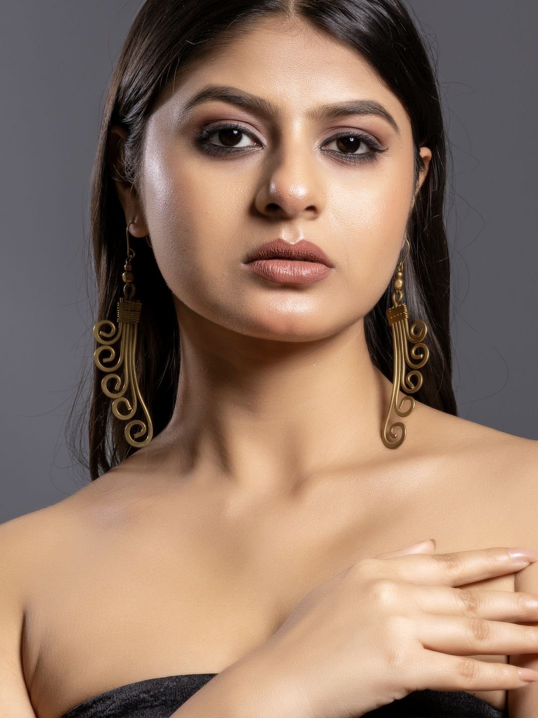 Golden Brass Dokra Spiral Dangler E