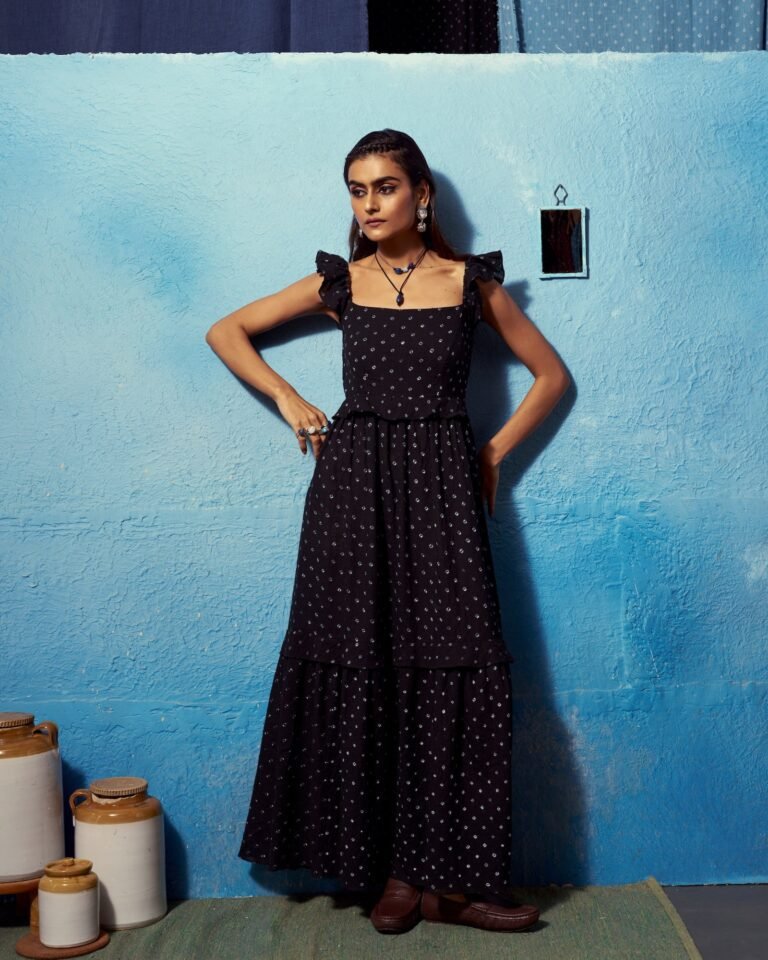 Aira Dress
