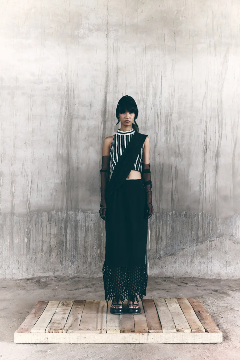 Unfold Saree & Top
