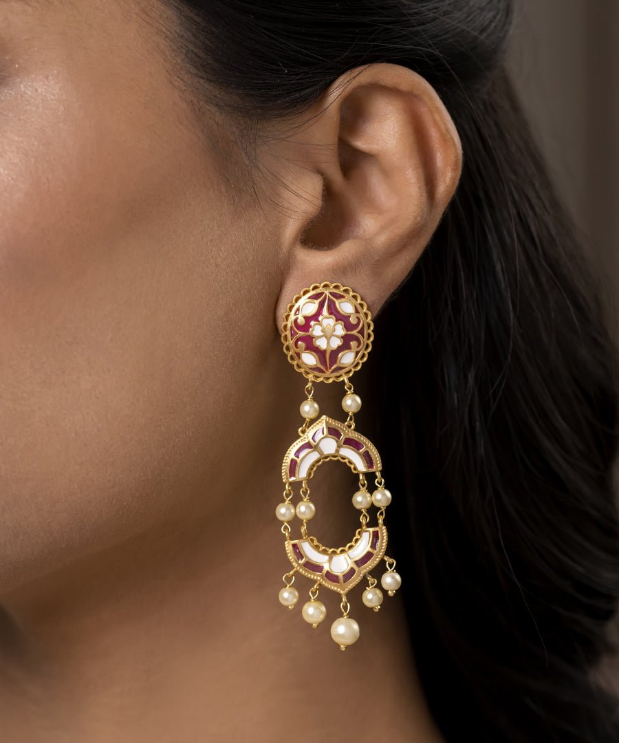Arshia Dangle Earrings Pink