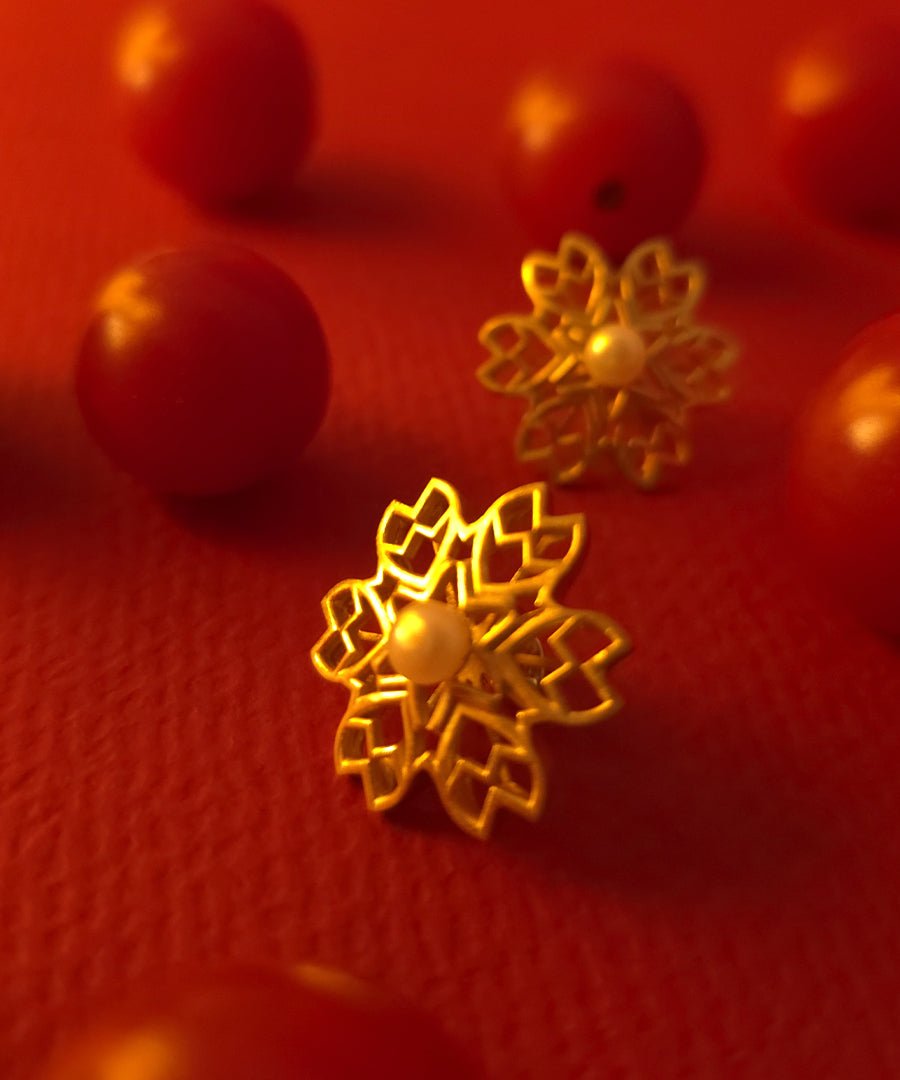 Rakaan Ranjha Stud Earrings